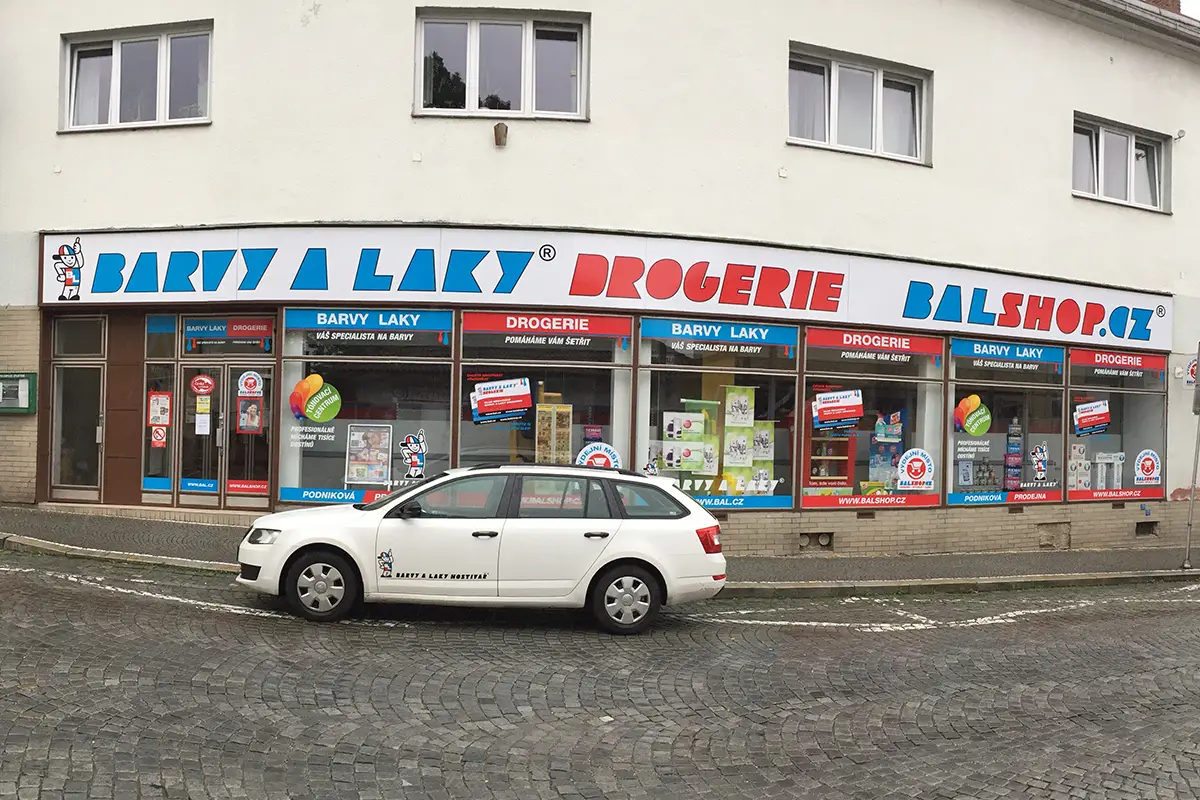 BARVY A LAKY DROGERIE